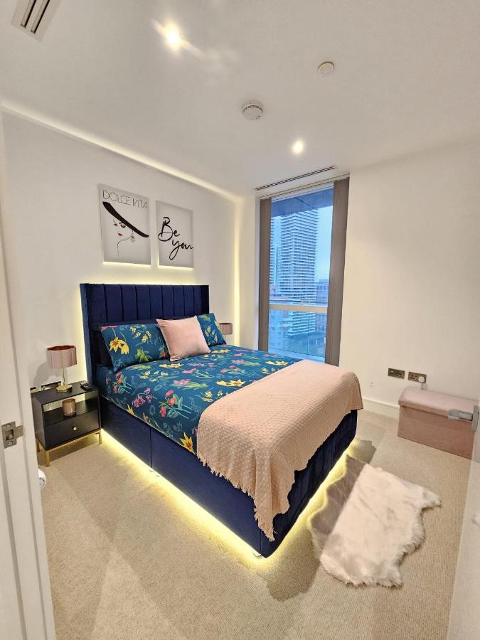 2 Bed Luxurious Apartments Canary Wharf London Exteriör bild