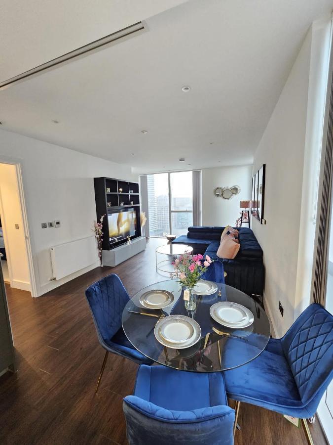 2 Bed Luxurious Apartments Canary Wharf London Exteriör bild